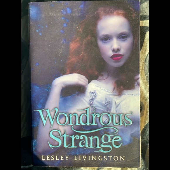 📕2 for $10 - Novels - Picture 1 of 2